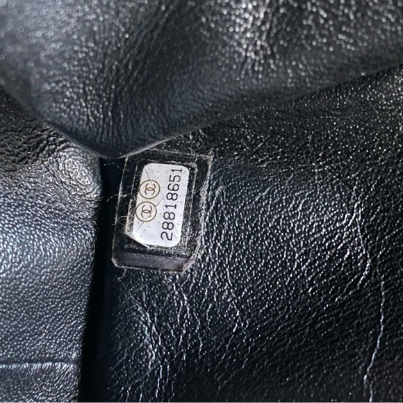 Rare Chanel Black Quilted Lambskin Top Handle Handbag - Picture 11 of 14